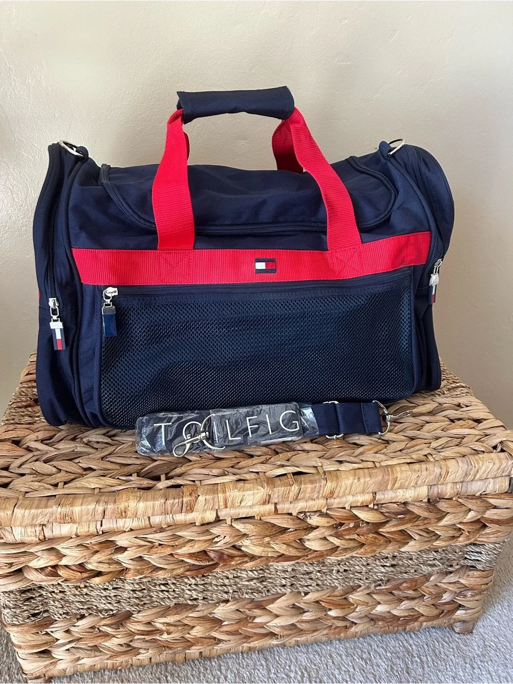 Tommy Hilfiger Large Duffle Bag